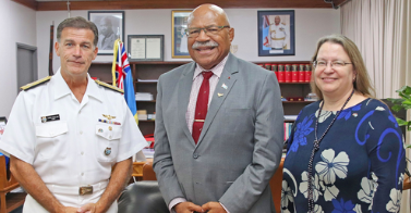 U.S. COMMANDER PAYS A COURTESY CALL TO PRIME MINISTER RABUKA-U.S SUPPORT REAFFIRMED